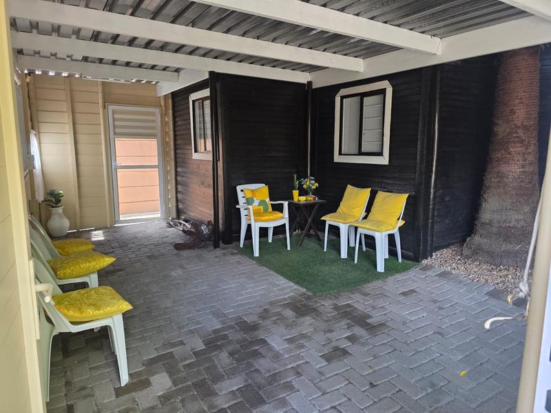 To Let 7 Bedroom Property for Rent in Bonnie Brae Western Cape